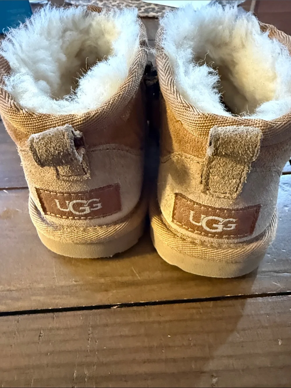 UGG Kids Ankle Boots in Chestnut